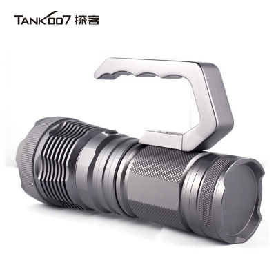 TANK007探索者領(lǐng)隊級便攜高端戶外搜索TX50超亮2000流明手電筒